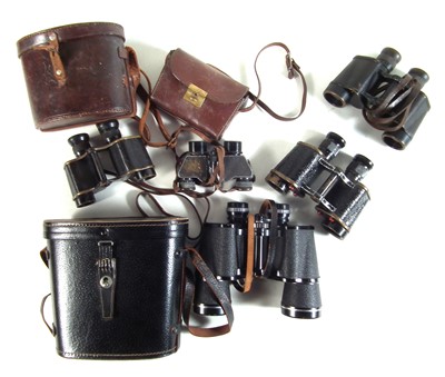 Lot 462 - Five pairs of binoculars