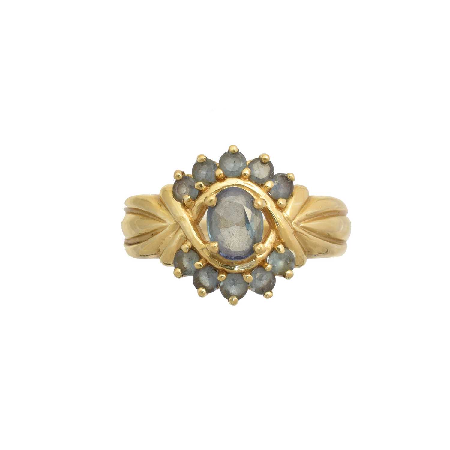 Lot 196 - An 18ct gold synthetic alexandrite cluster ring