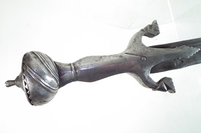 Lot 321 - Persian Tulwar sword