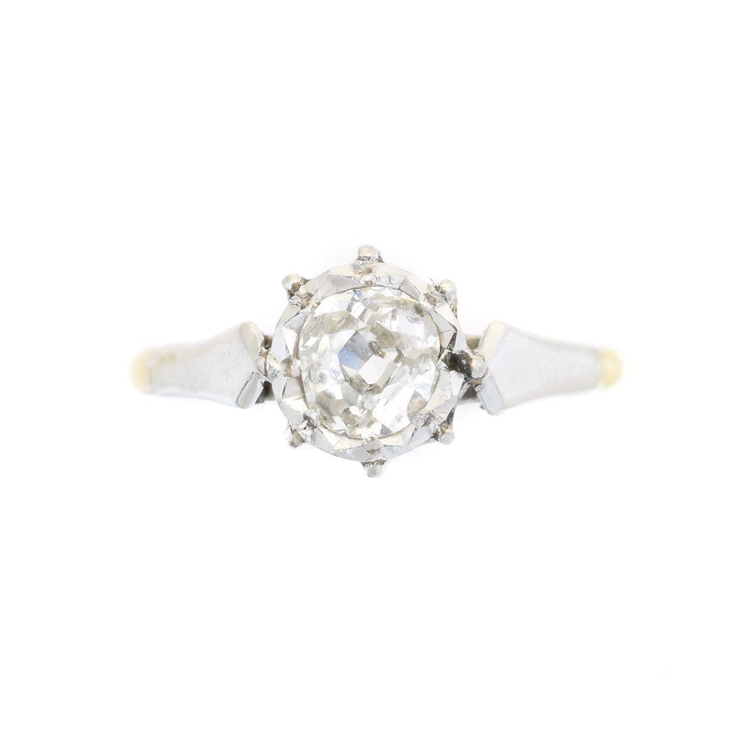 Lot 183 - A diamond single stone ring