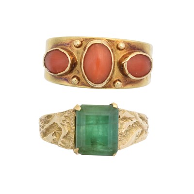 Lot 184 - Two gem-set dress rings