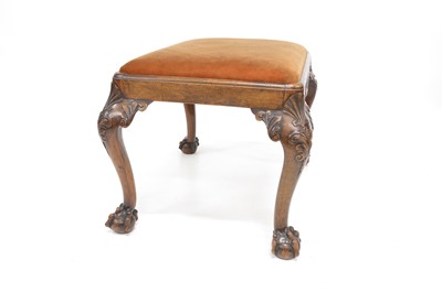 Lot 386 - 20th-century copy of a George II stool