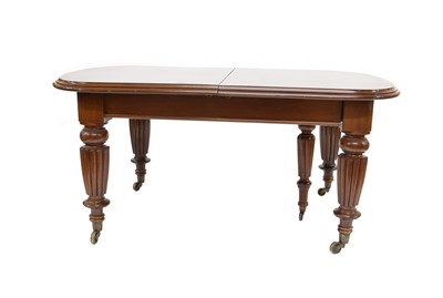 Lot 305 - Victorian mahogany extending dining table