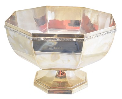 Lot 145 - An Elizabeth II silver rose bowl