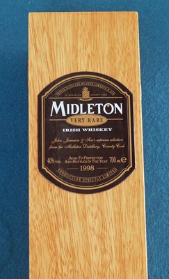 Lot 52 - 1 bottle Midleton Very Rare Irish Whiskey 1998
