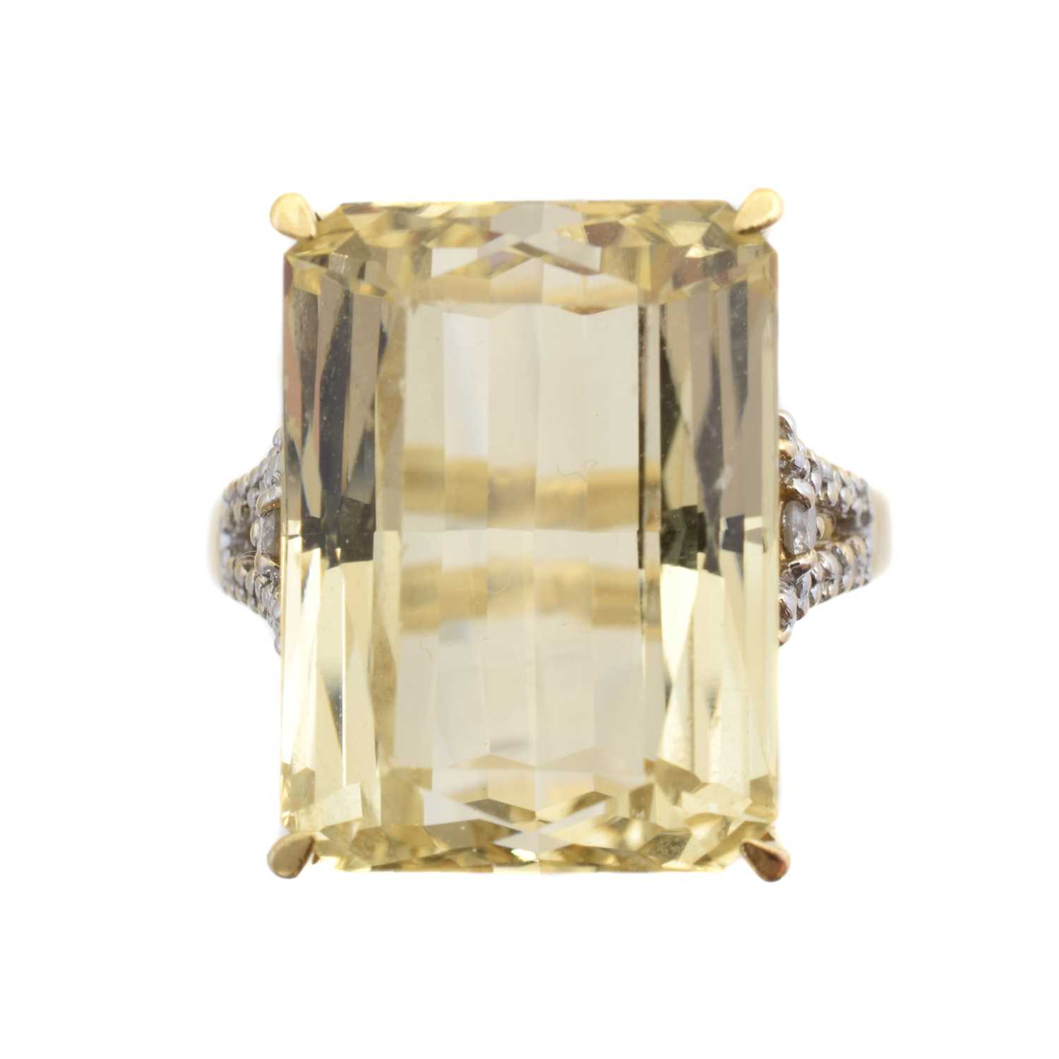 Lot 178 - A 9ct gold spodumene and diamond dress ring