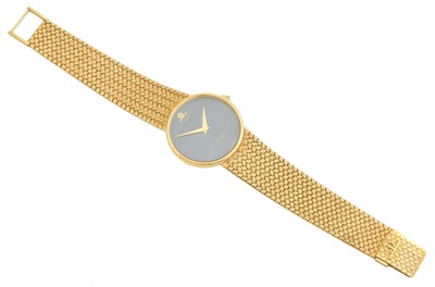Lot 258 - An 18ct gold Baume & Mercier Baumatic wristwatch