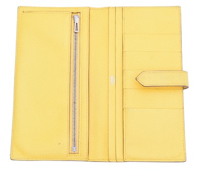 Lot 63 - A Hermès Bearn wallet