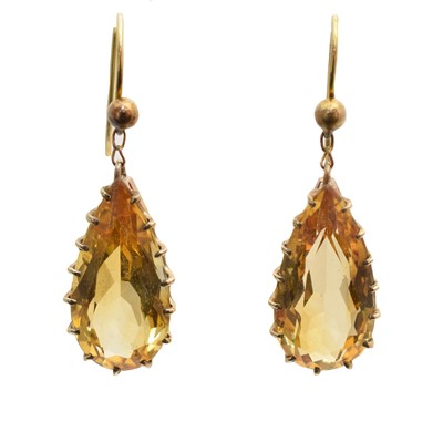Lot 45 - A pair of citrine drop earrings