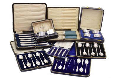 Lot 188 - A large selection of cased silver items