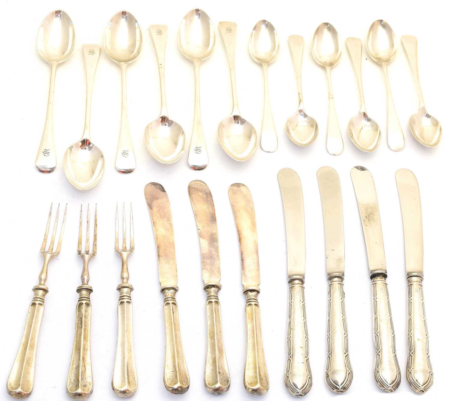Lot 102 - A selection of Edward VII and later flatware