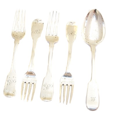 Lot 190 - A selection of Victorian flatware