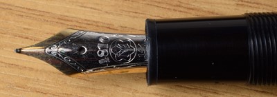 Lot 144 - Montblanc Meisterstuck pen set and assorted refills.