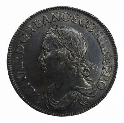 Lot 10 - Oliver Cromwell, Crown, 1658/7.