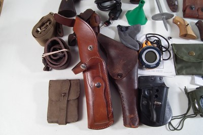 Lot 165 - Collection of mixed shooting accessories.
