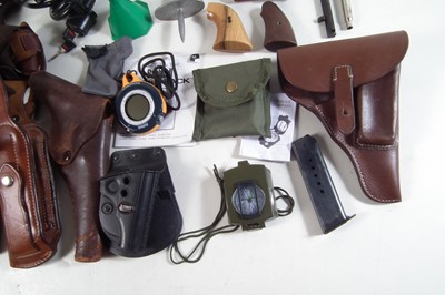 Lot 165 - Collection of mixed shooting accessories.