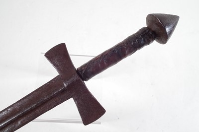 Lot 22 - Eastern European hunting sword