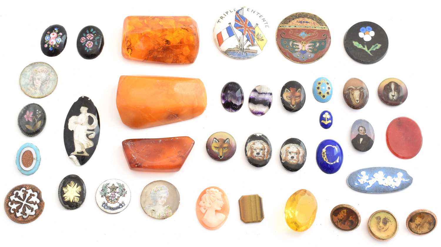 Lot 60 - A selection of loose gemstones and jewellery components