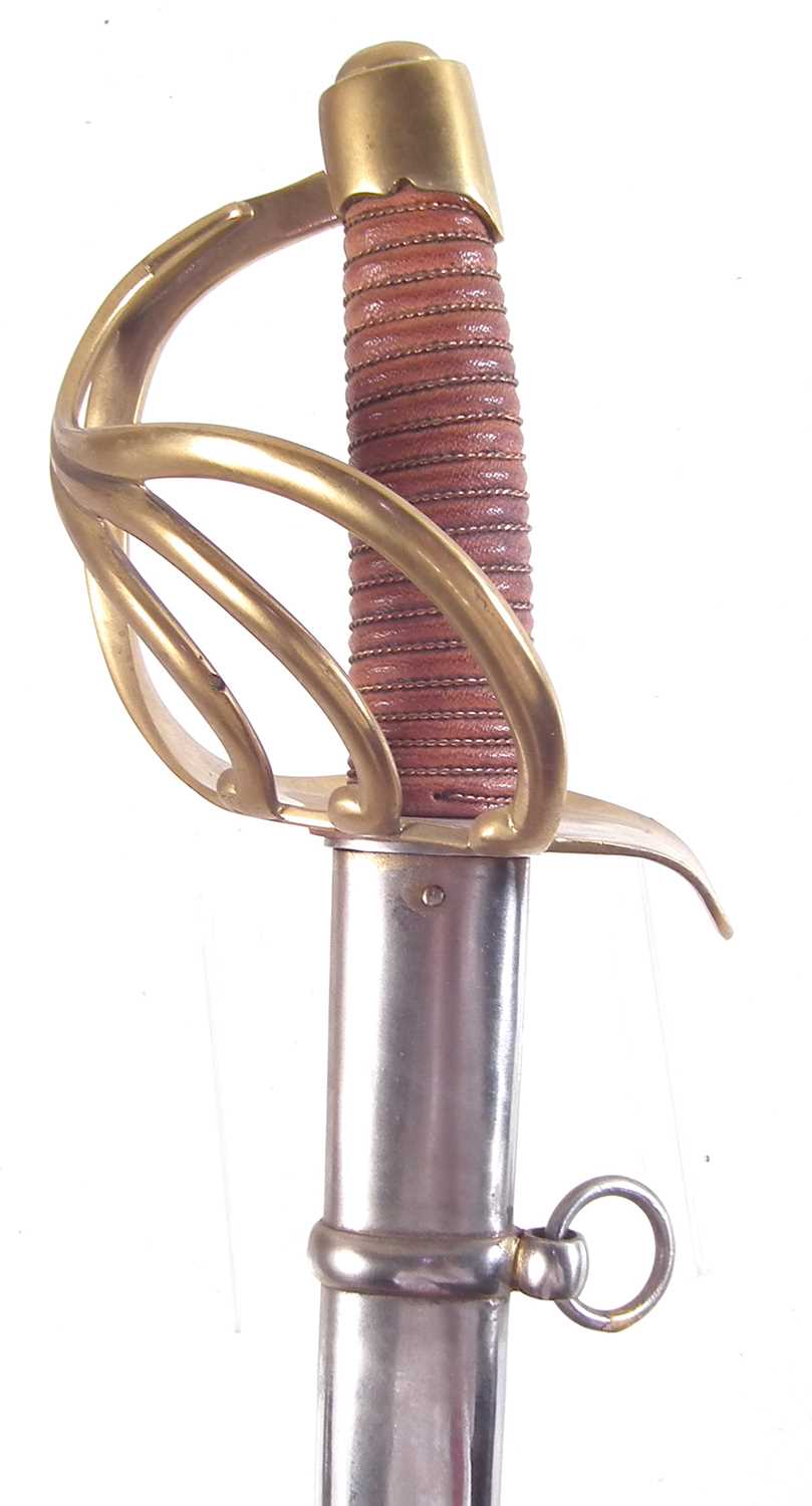 Lot 222 - 20th-century replica of a French AN IX Heavy Cavalry sword and scabbard.