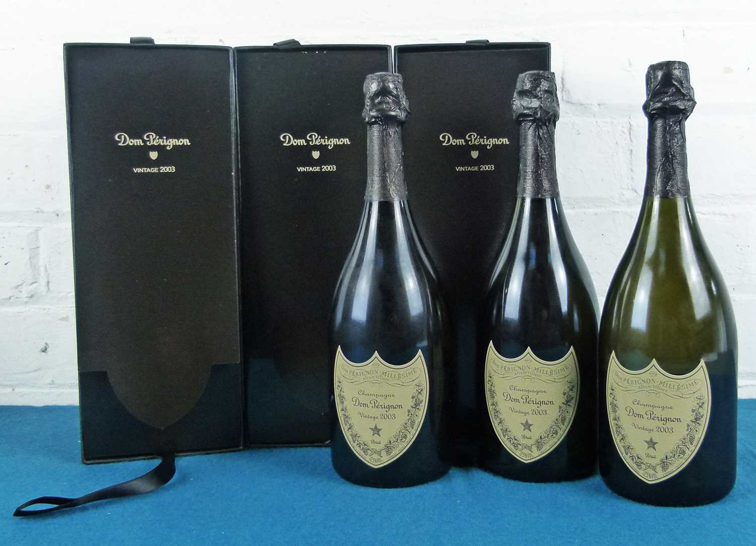 Lot 16 - 3 bottles Champagne ‘Dom Perignon’ 2003