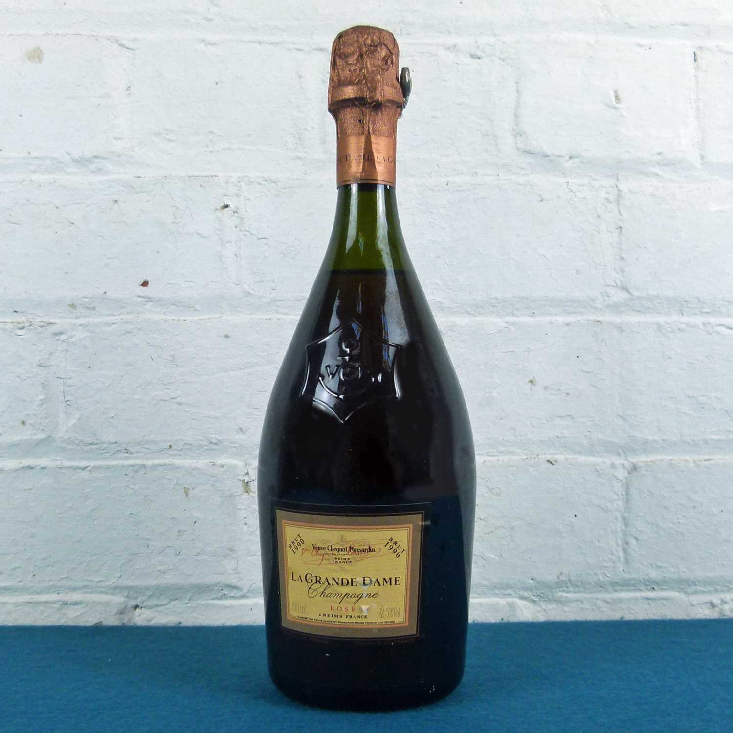 Lot 15 - 1 bottle Champagne Veuve Clicquot Grande Dame Brut Rose 1990