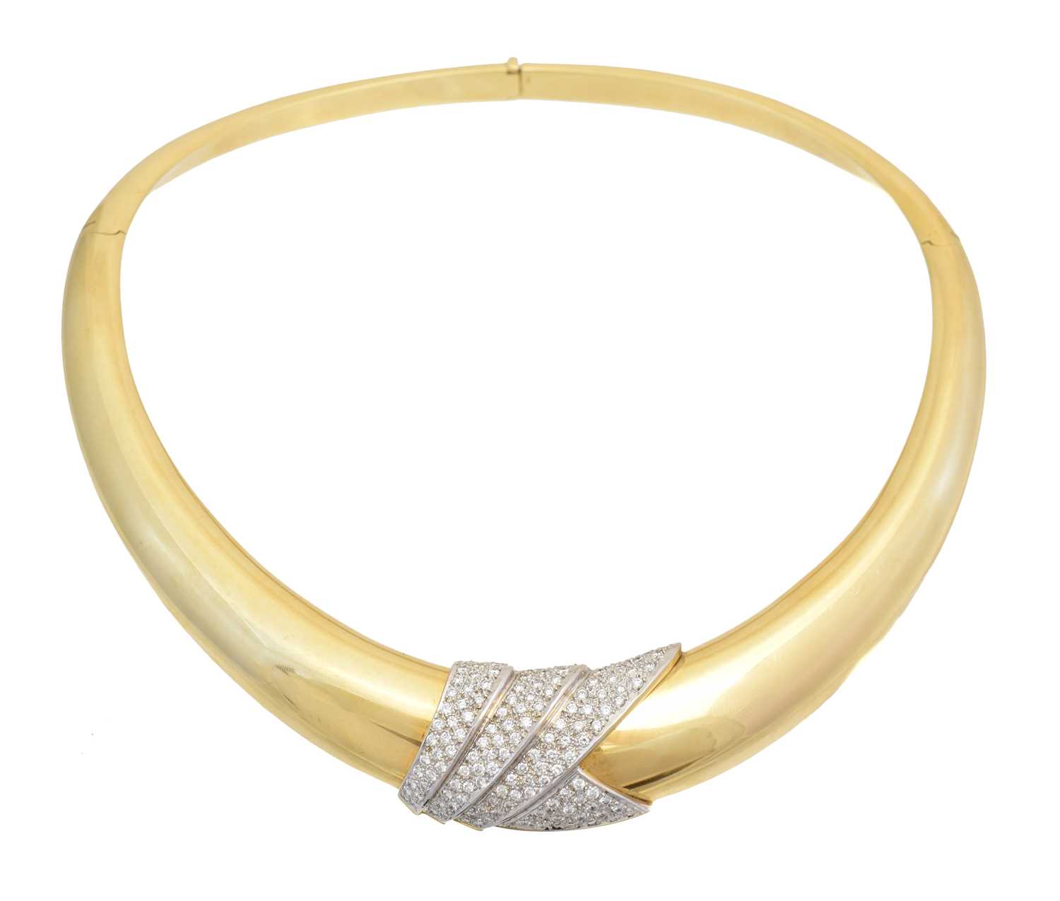 Lot 66 - A diamond collar necklace