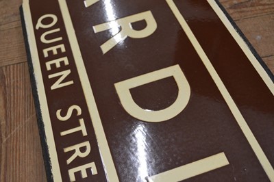 Lot 14 - 'Cardiff - Queen Street' Totem
