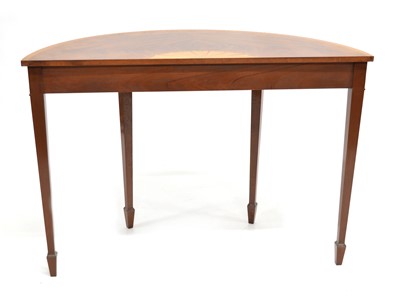 Lot 288 - 20th-century mahogany console table of traditional design