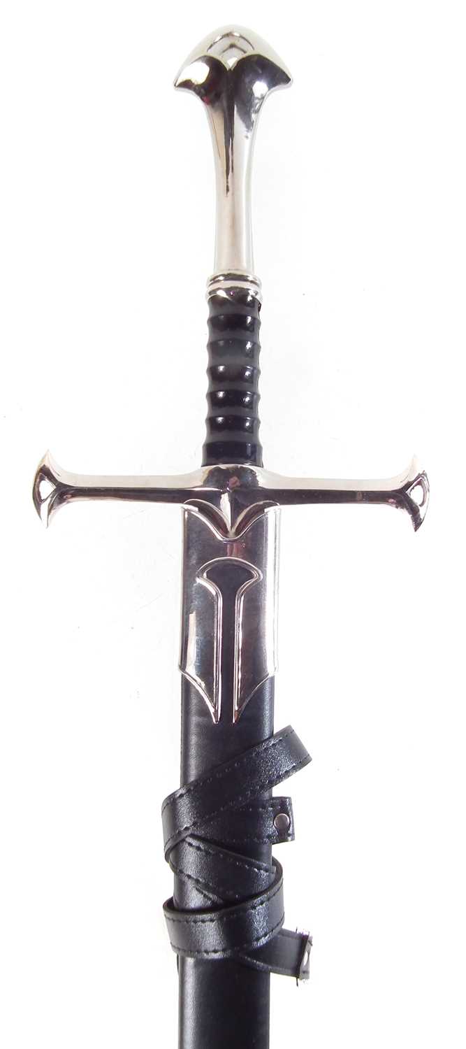 Lot 431 Anduril Lord Of The Rings Double Edged Sword