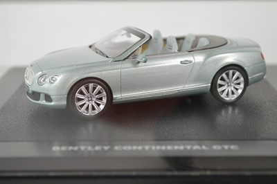 Lot 50 - Three Minichamps 1:43 Scale Bentley Continental Models