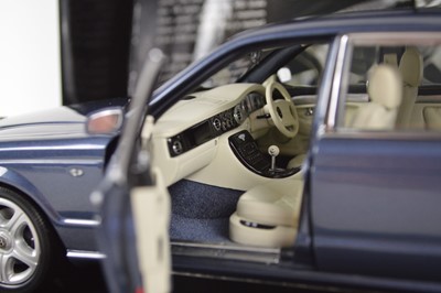 Lot 42 - Minichamps 1:18 scale model of a Bentley Arnage T Meteor