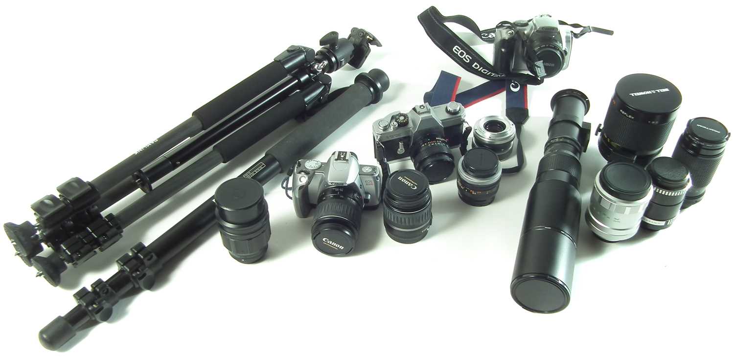 Lot 190 - Three Canon Cameras and a large collection of photography equipment