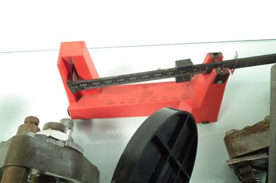 Lot 332 - Reloading equipment