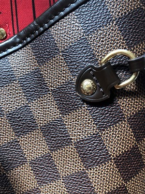 Lot 149 - A Louis Vuitton Damier Ebène Neverfull MM handbag