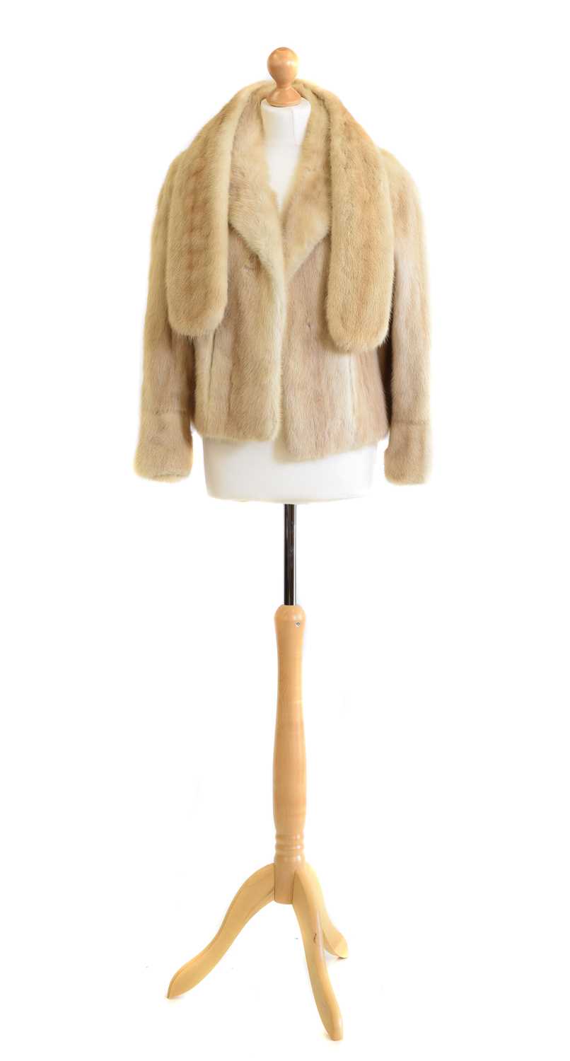 Lot 38 - A blonde mink coat