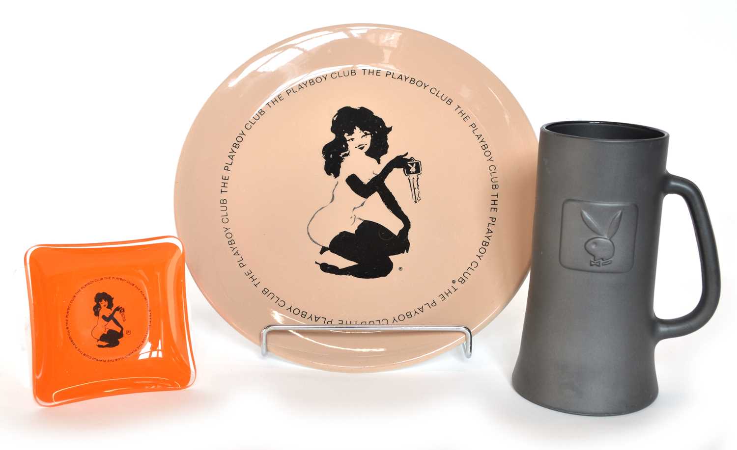 Lot 131 - Three pieces of 1970's Playboy pottery/glass