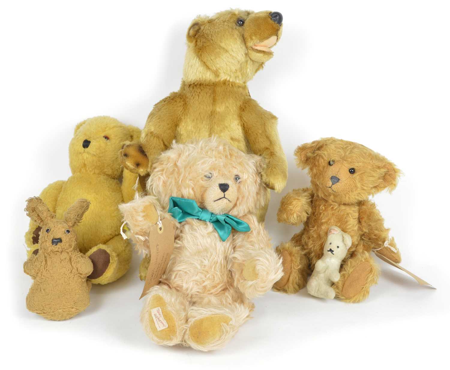 Lot 132 - Six teddy bears