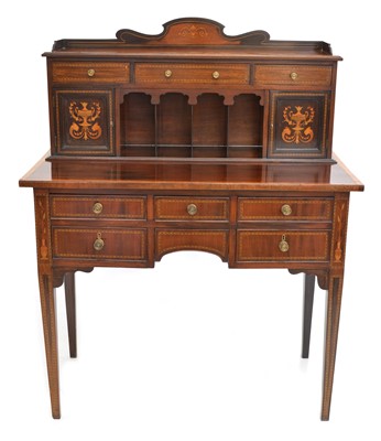 Lot 287 - Edwardian mahogany writing desk