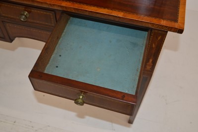 Lot 287 - Edwardian mahogany writing desk