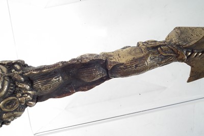 Lot 402 - Tibetan bronze phurba