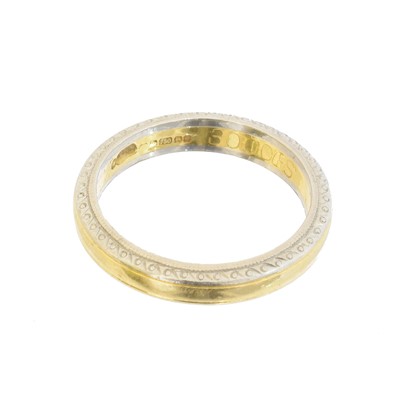 Lot 116 - An 18ct gold band ring by Boodles
