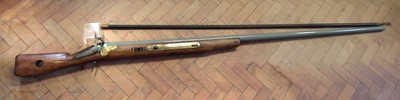 Lot 58 - 1 1/4 inch percussion punt gun