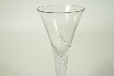 Lot 119 - Georgian wine glass