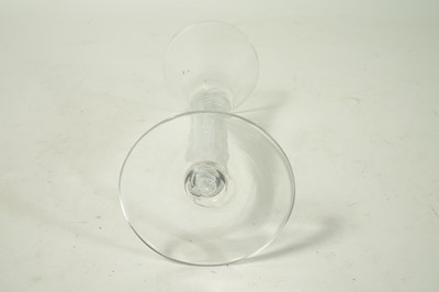 Lot 119 - Georgian wine glass