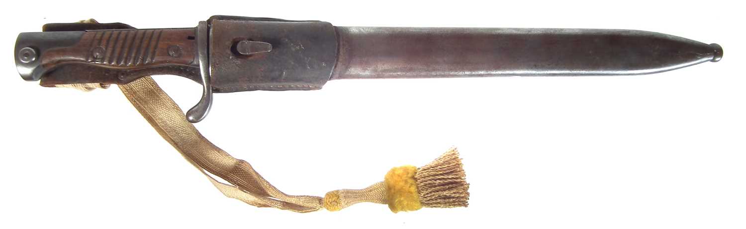 Lot 74 - German WWI 1898 'butcher' bayonet