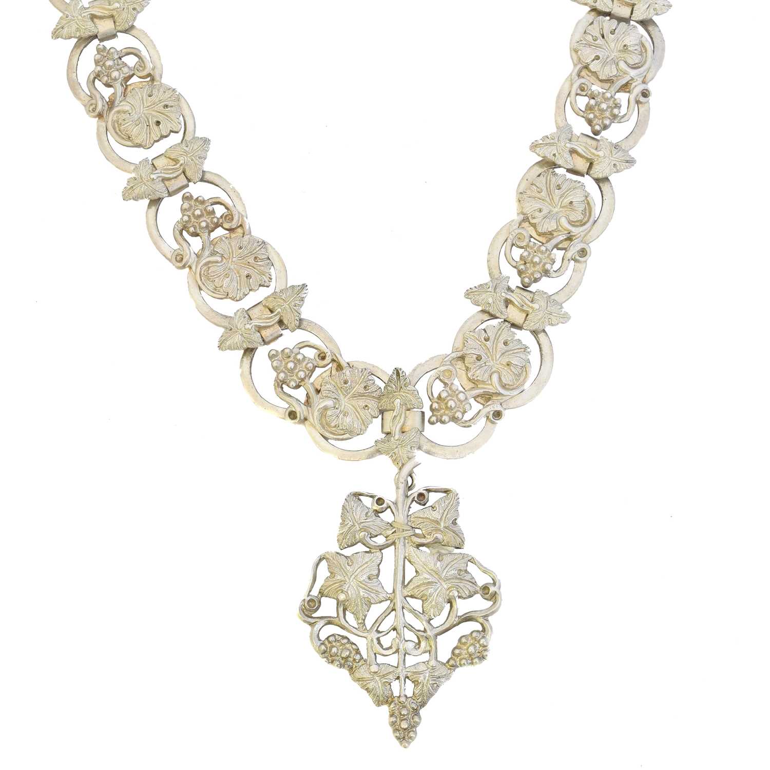 Lot 78 - A late Victorian white metal chain