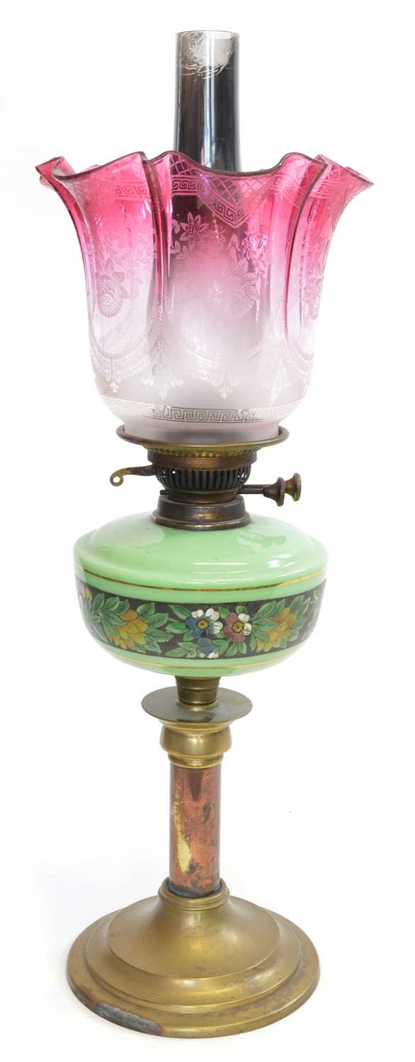 Lot 333 - A Victorian oil lamp