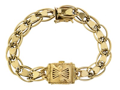 Lot 197 - A 9ct gold ladies Tilbury bracelet watch