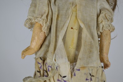Lot 140 - Collection of six mixed dolls
