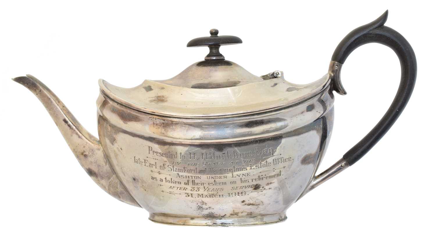 Lot 167 - A George V silver presentation teapot